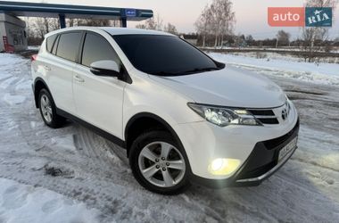 Внедорожник / Кроссовер Toyota RAV4 2013 в Шостке