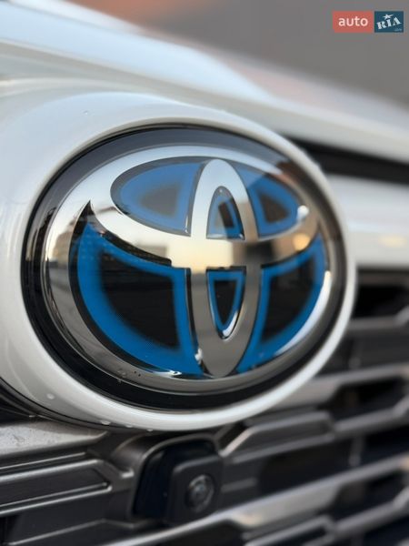 Внедорожник / Кроссовер Toyota RAV4 2023 в Киеве фото 10 Внедорожник / Кроссовер Toyota RAV4 2023 в Киеве