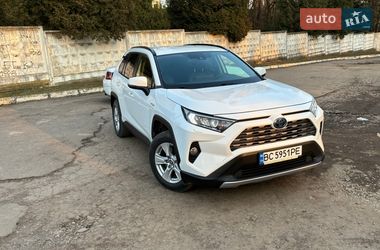 Внедорожник / Кроссовер Toyota RAV4 2020 в Львове