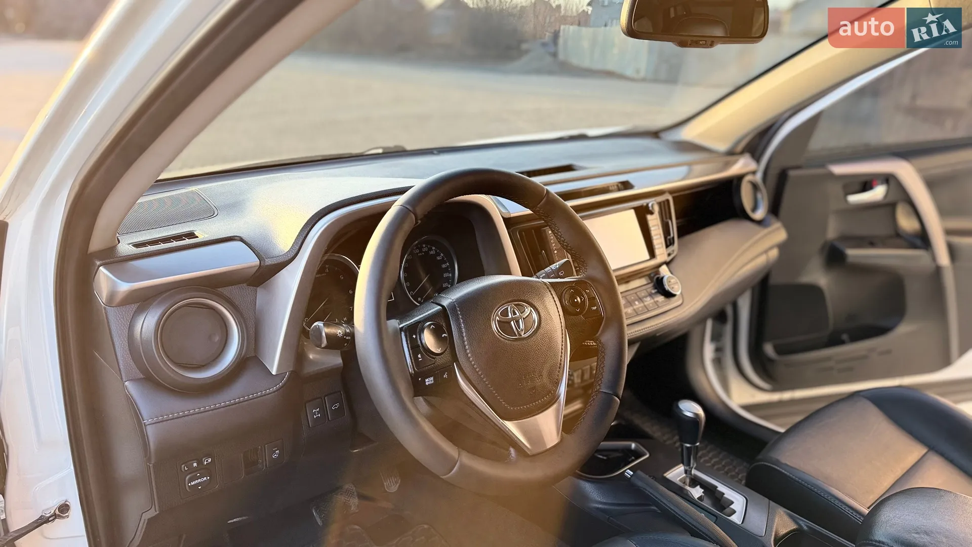 2016 Toyota RAV 4 - мініатюра 42