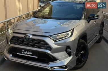 Внедорожник / Кроссовер Toyota RAV4 2021 в Одессе