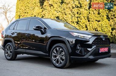 Позашляховик / Кросовер Toyota RAV4 2023 в Рівному