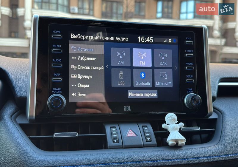 Внедорожник / Кроссовер Toyota RAV4 2020 в Киеве