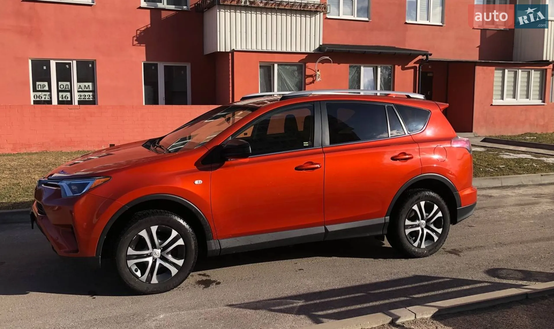2016 Toyota RAV 4 - мініатюра 2