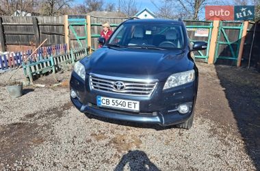 Внедорожник / Кроссовер Toyota RAV4 2011 в Чернигове