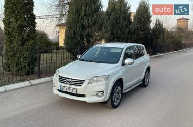 Позашляховик / Кросовер Toyota RAV4 2010 в Радивиліві