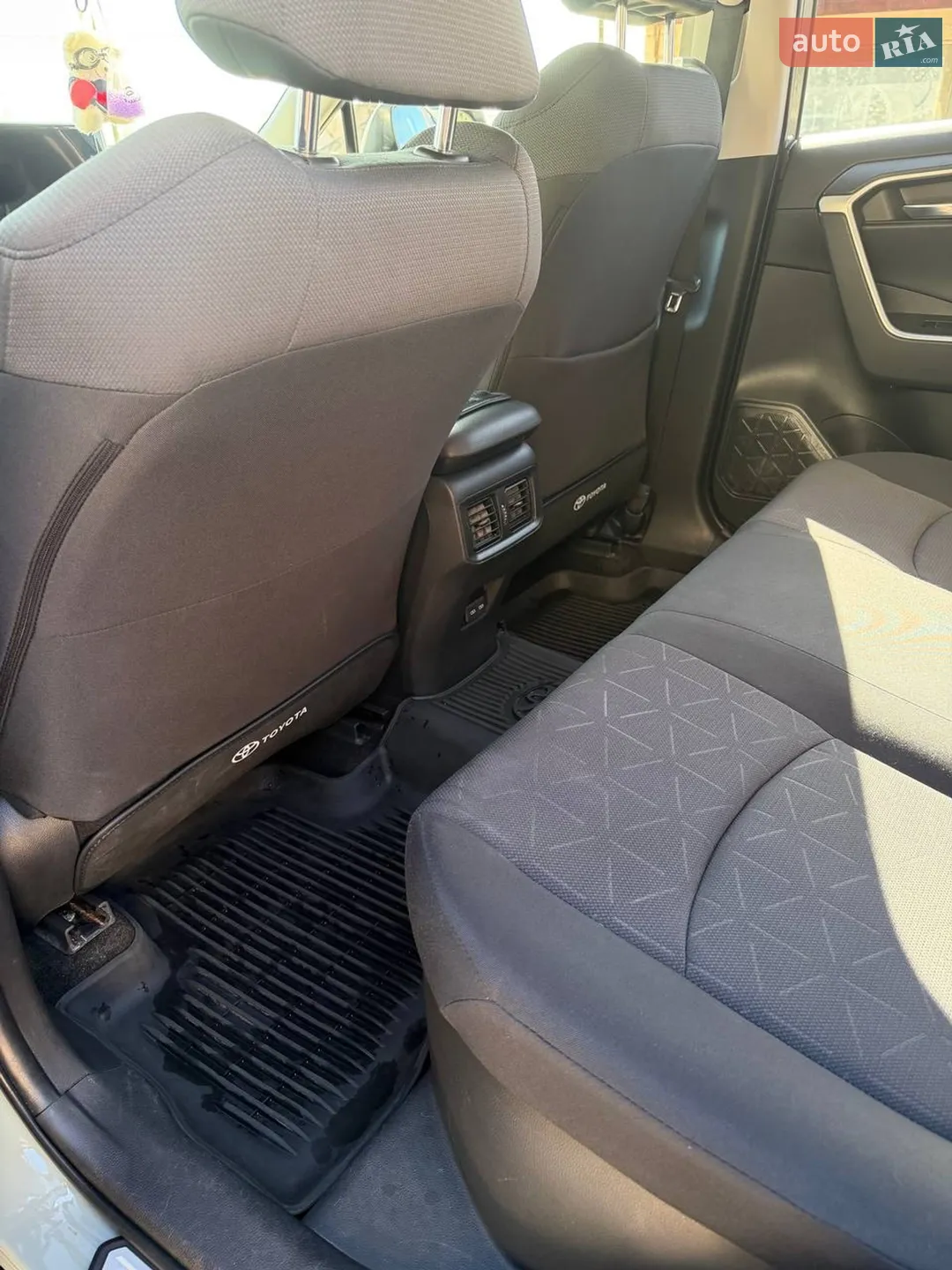 2022 Toyota RAV 4 - мініатюра 13