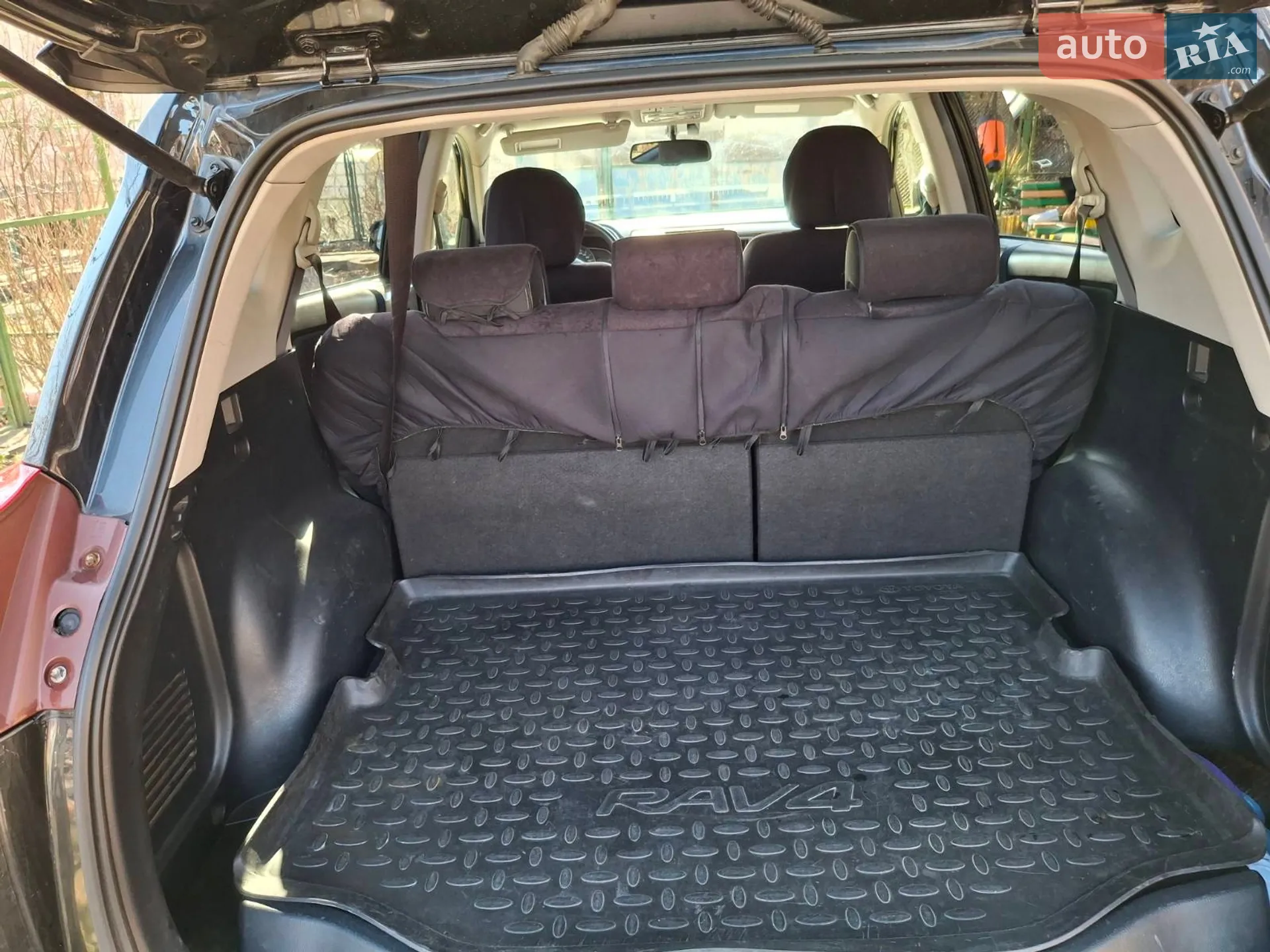 2013 Toyota RAV 4 - мініатюра 8