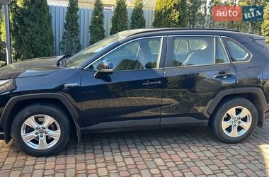 Позашляховик / Кросовер Toyota RAV4 2019 в Києві