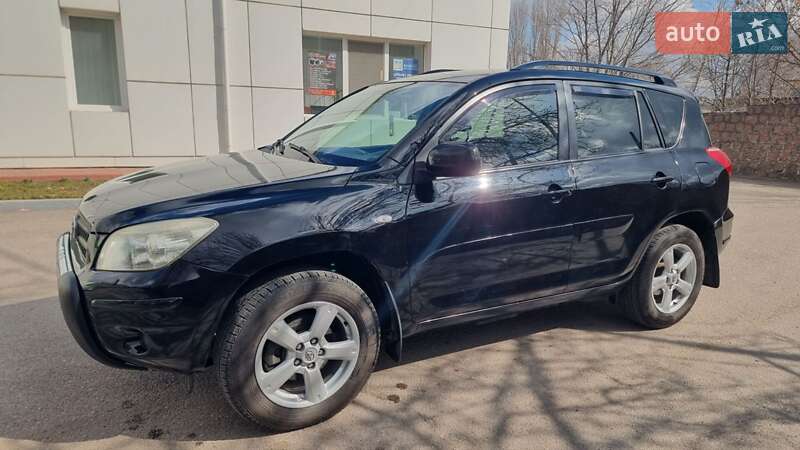 Внедорожник / Кроссовер Toyota RAV4 2006 в Кропивницком