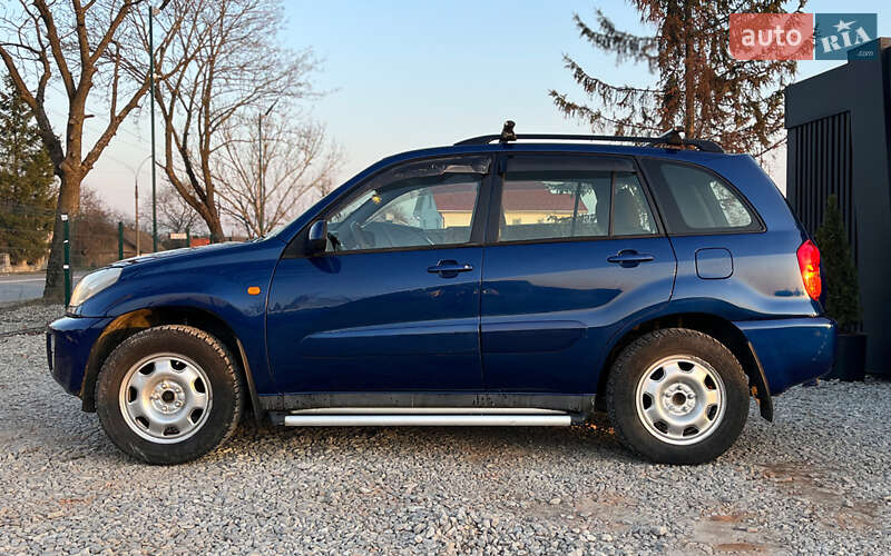 Внедорожник / Кроссовер Toyota RAV4 2002 в Коломые