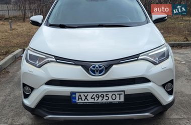 Позашляховик / Кросовер Toyota RAV4 2016 в Харкові