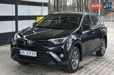 Внедорожник / Кроссовер Toyota RAV4 2016 в Виннице