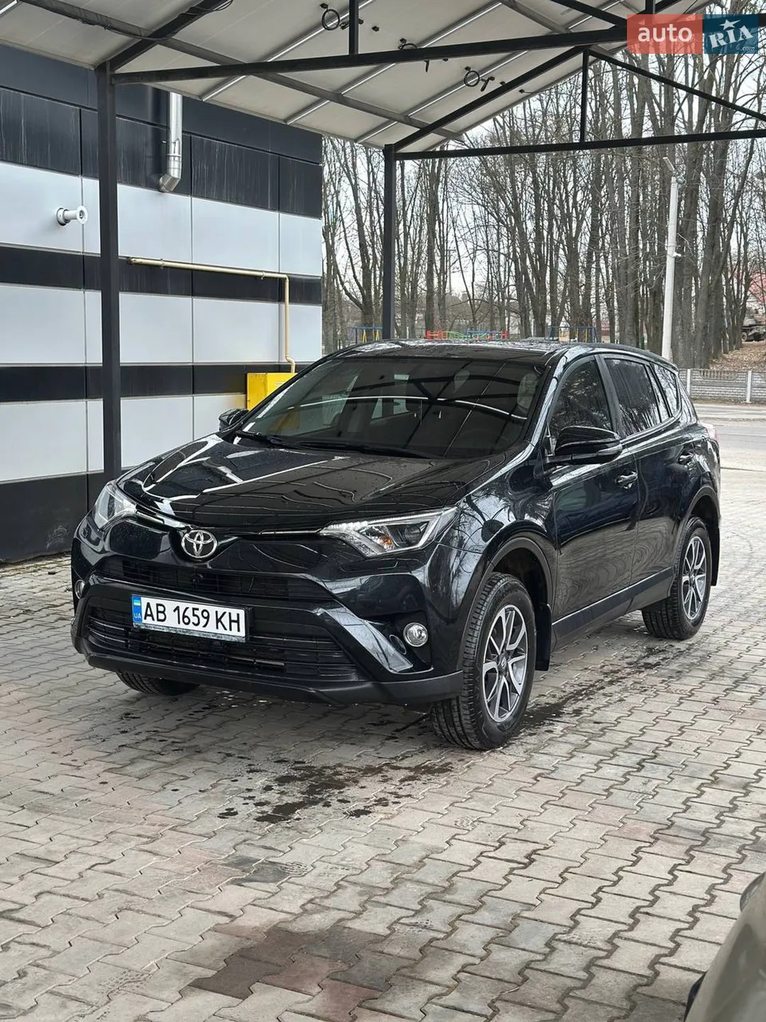 2016 Toyota RAV 4 - фото 1