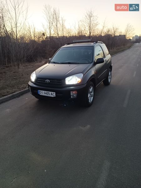 Toyota RAV4 2001