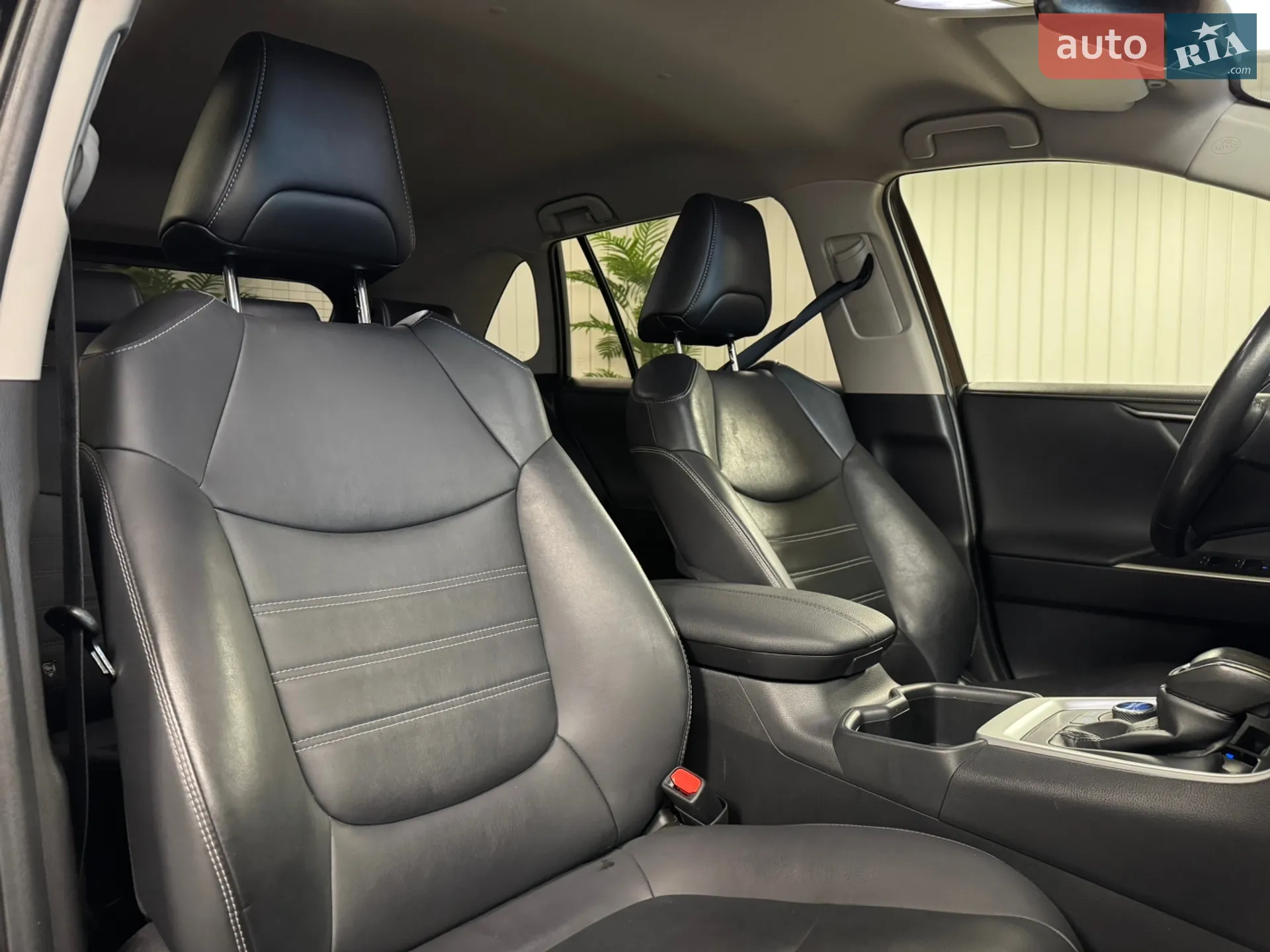 2021 Toyota RAV 4 - мініатюра 23