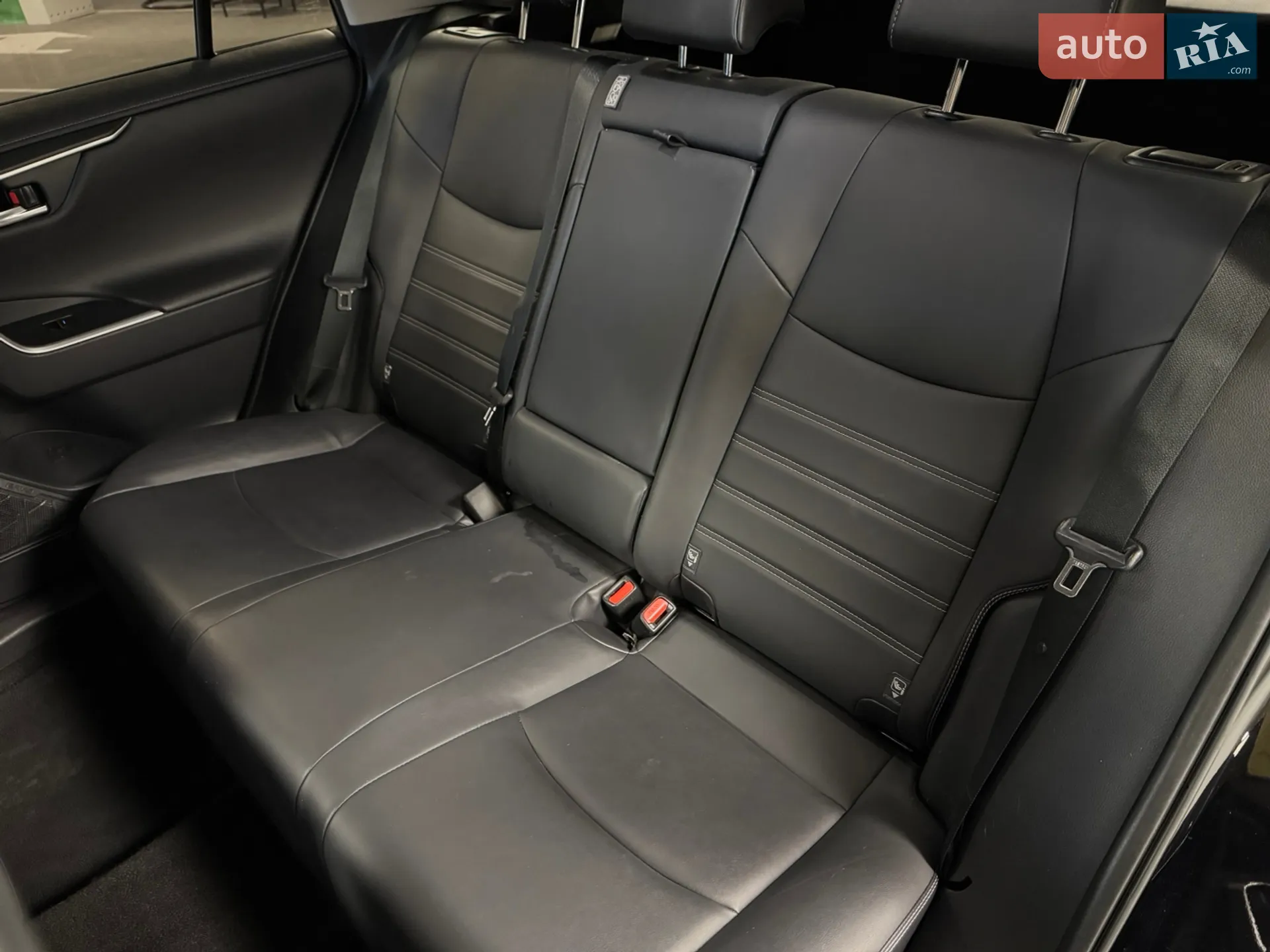 2021 Toyota RAV 4 - мініатюра 26