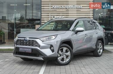 Позашляховик / Кросовер Toyota RAV4 2019 в Львові