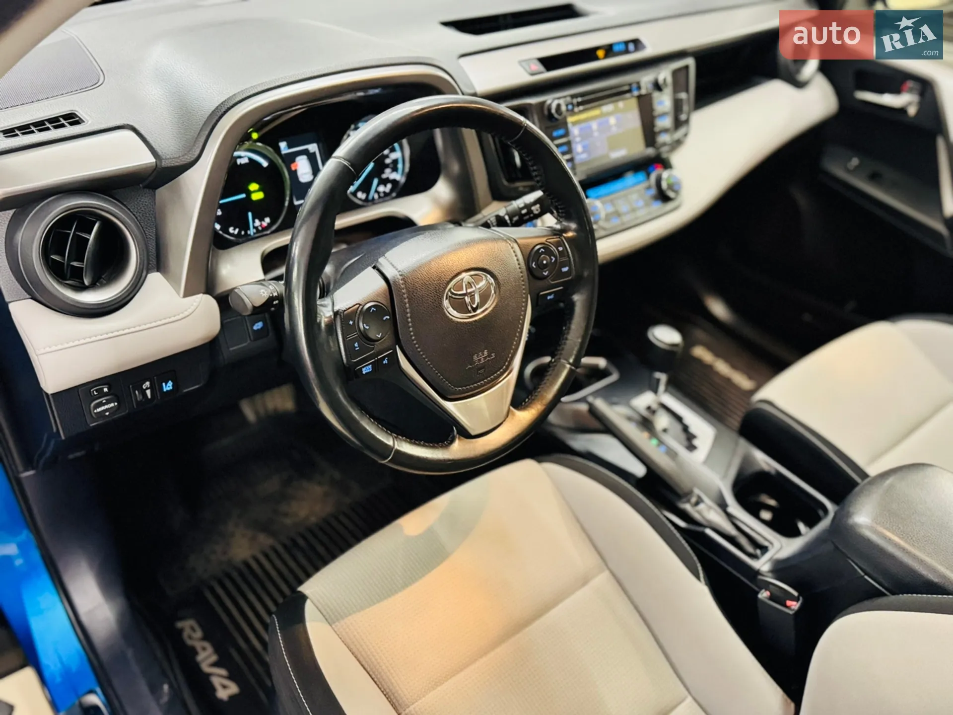 2017 Toyota RAV 4 - мініатюра 11