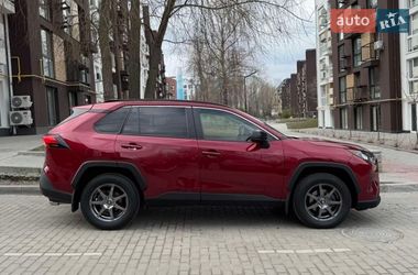 Позашляховик / Кросовер Toyota RAV4 2018 в Києві