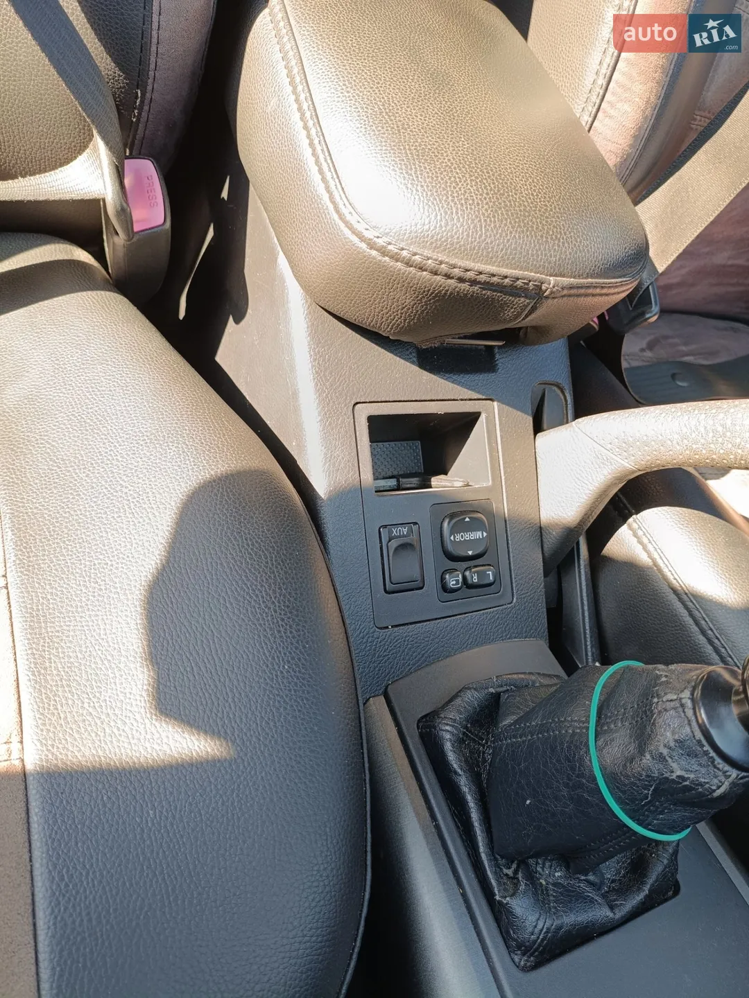 2010 Toyota RAV 4 - мініатюра 12