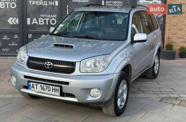 Внедорожник / Кроссовер Toyota RAV4 2005 в Ивано-Франковске
