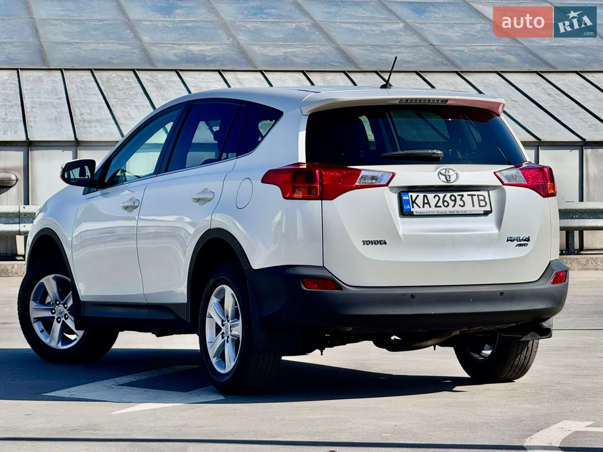 2014 Toyota RAV 4 - мініатюра 12