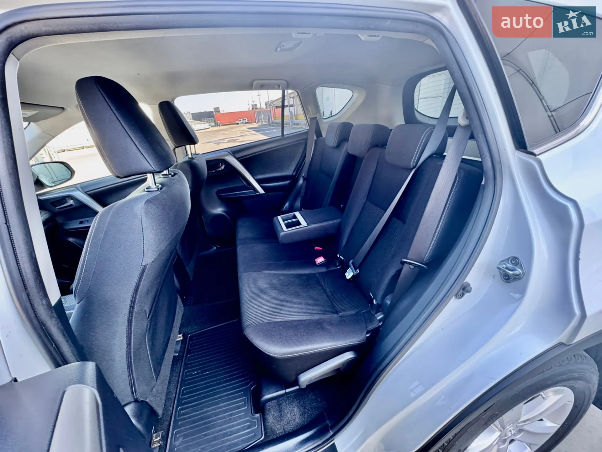 2014 Toyota RAV 4 - мініатюра 31