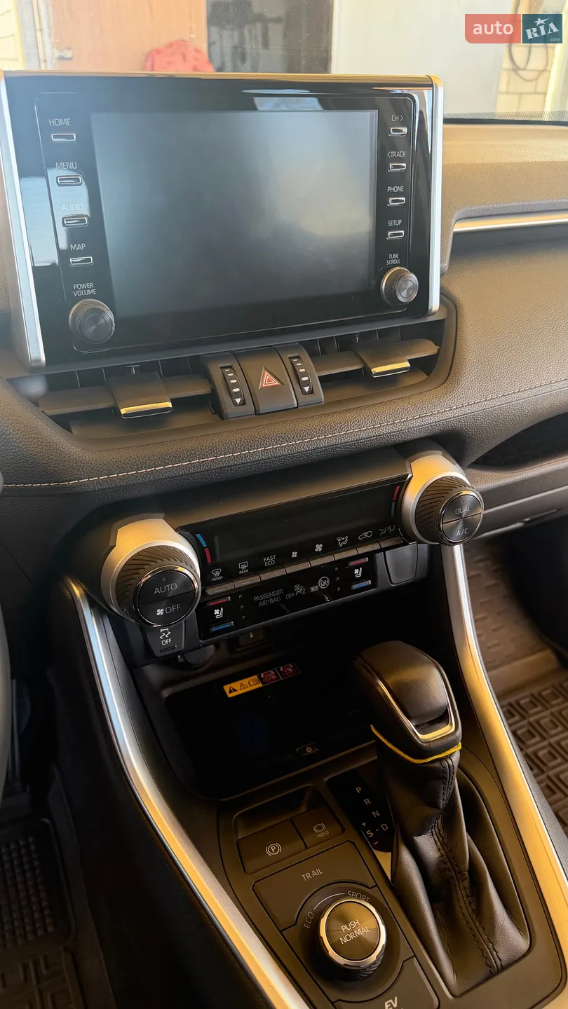 2022 Toyota RAV 4 - мініатюра 19