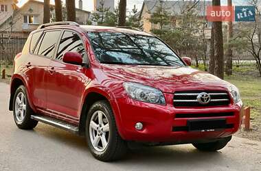 Внедорожник / Кроссовер Toyota RAV4 2008 в Киеве