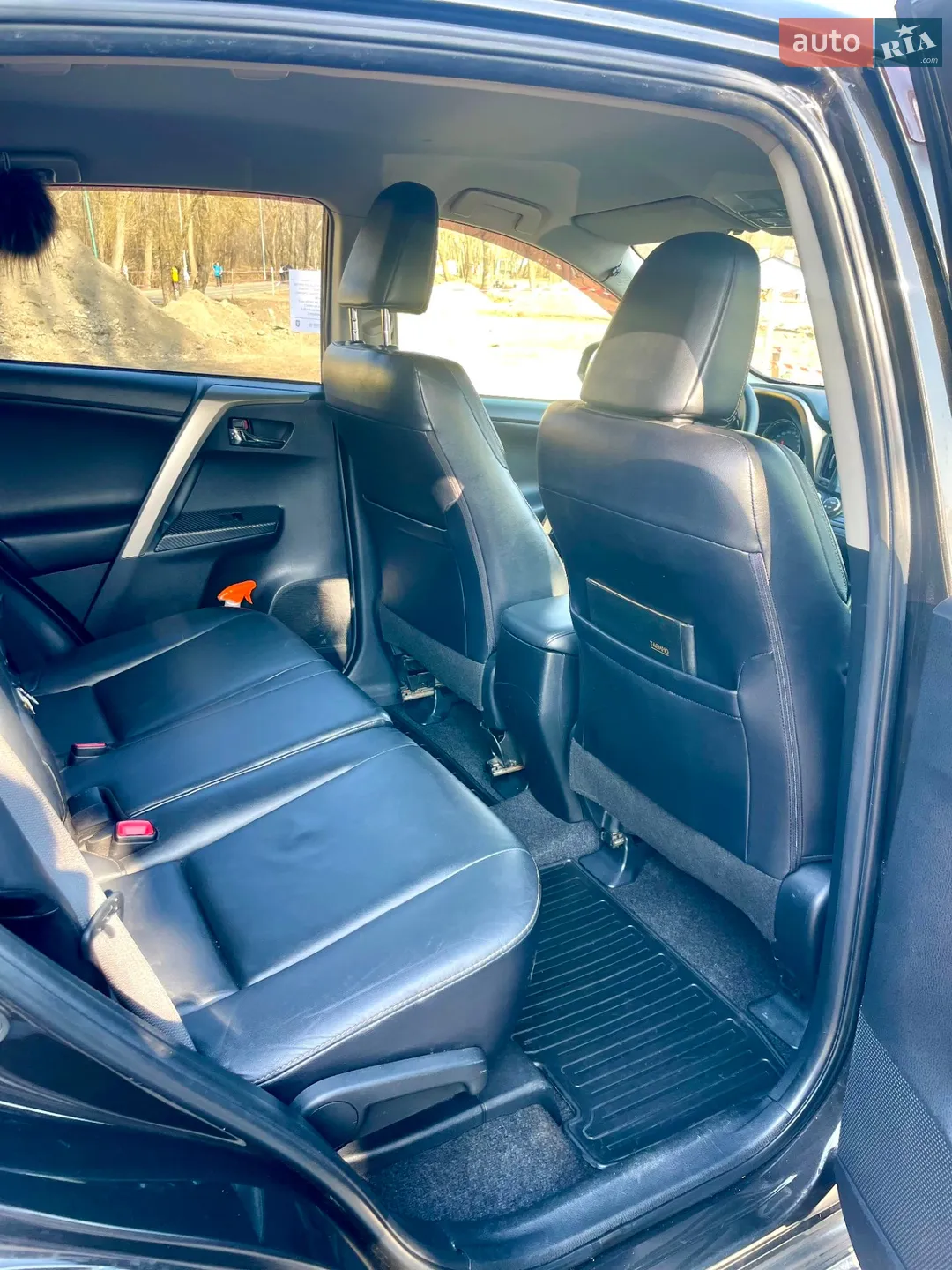 2014 Toyota RAV 4 - мініатюра 9