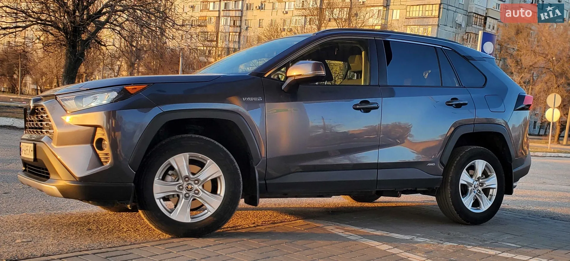 2021 Toyota RAV 4 - мініатюра 10
