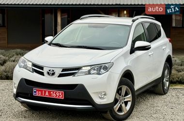 Внедорожник / Кроссовер Toyota RAV4 2015 в Меденичах