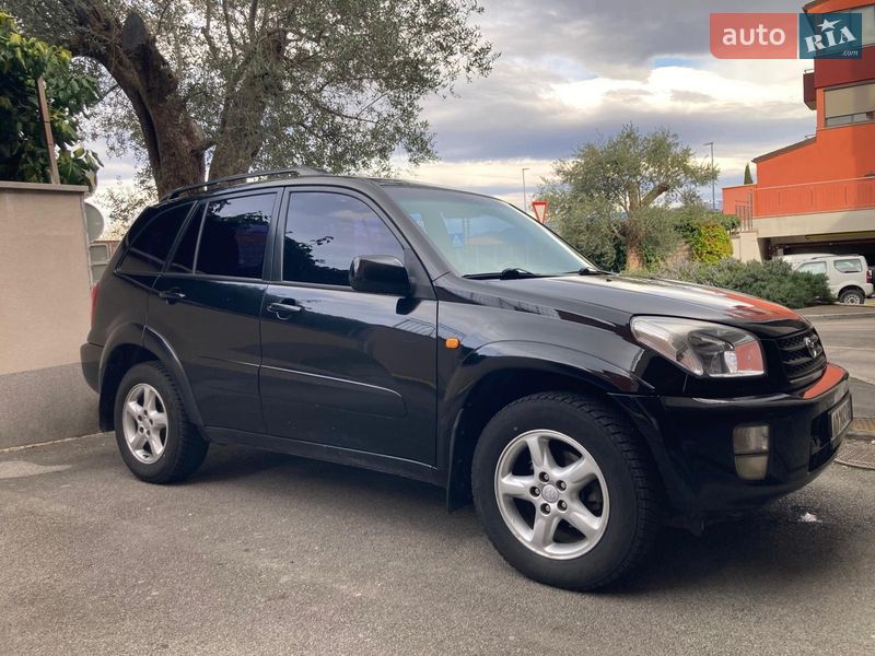 Toyota RAV4 2003