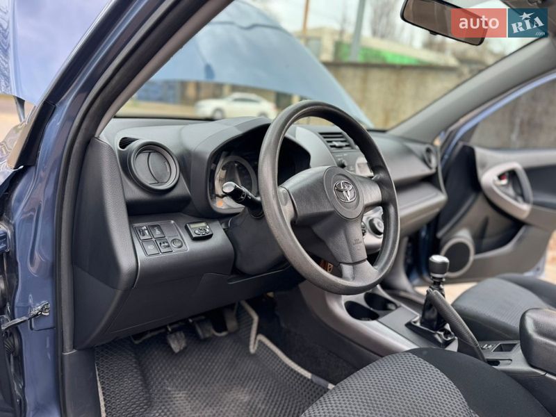 Позашляховик / Кросовер Toyota RAV4 2008 в Одесі