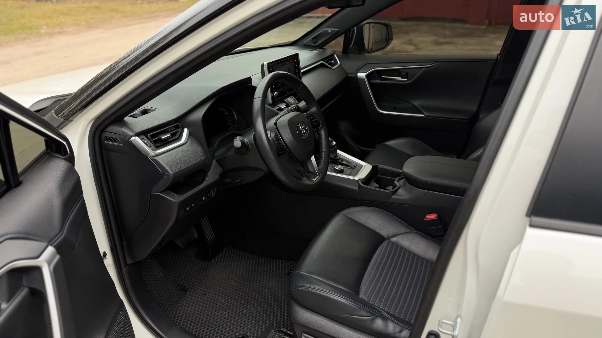 2020 Toyota RAV 4 - мініатюра 9