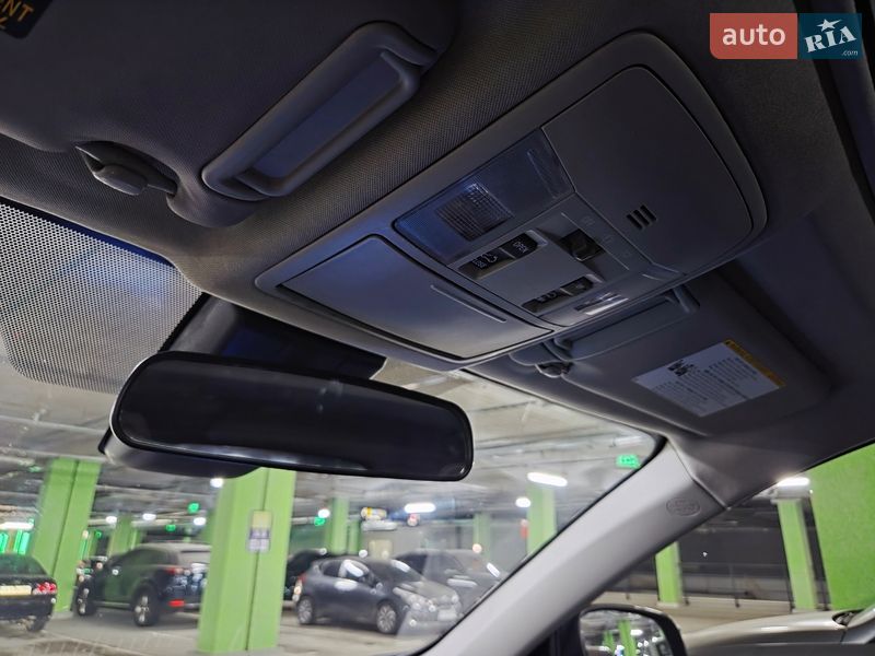 Внедорожник / Кроссовер Toyota RAV4 2017 в Киеве фото 11 Внедорожник / Кроссовер Toyota RAV4 2017 в Киеве