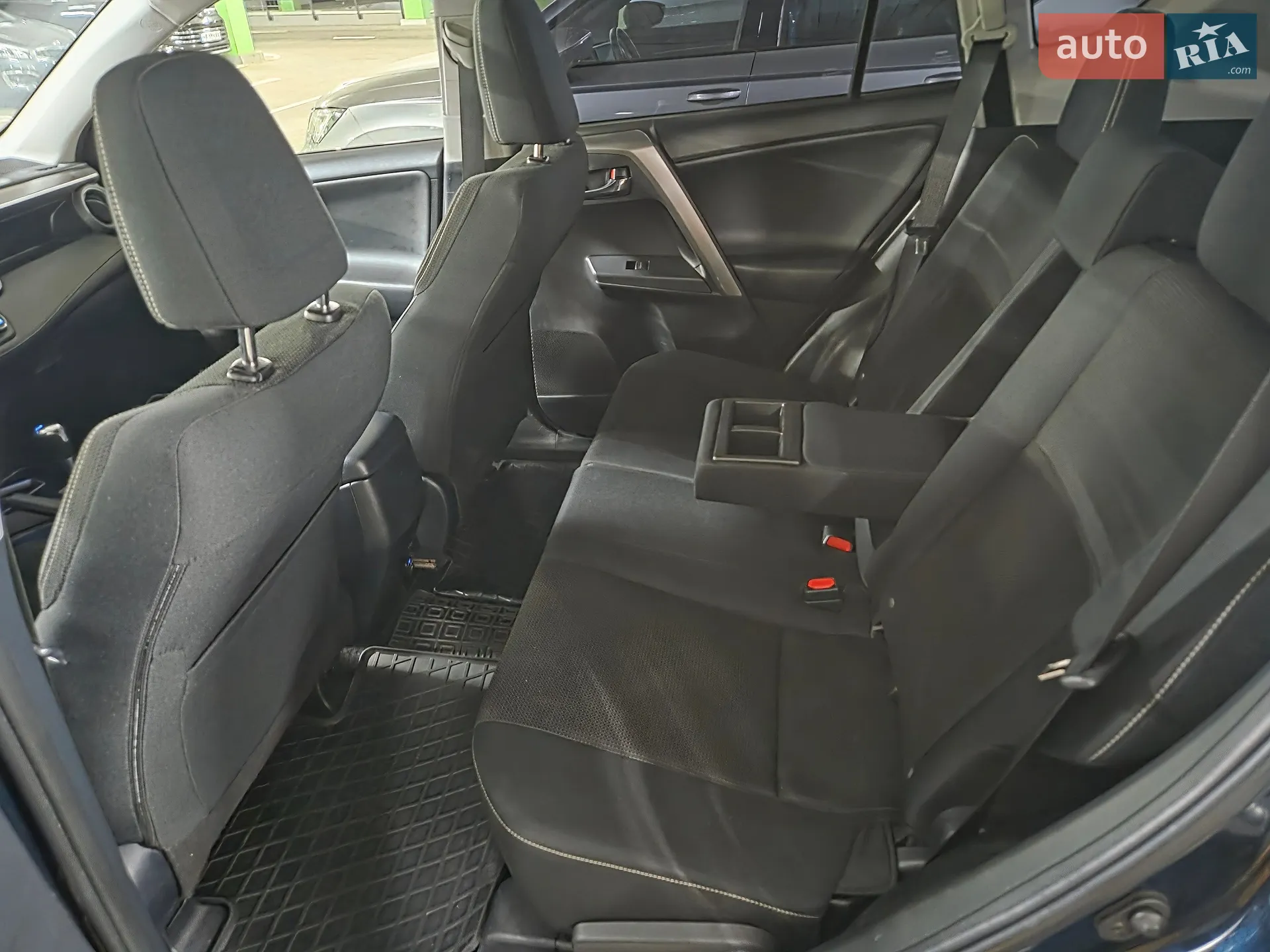 2017 Toyota RAV 4 - мініатюра 26