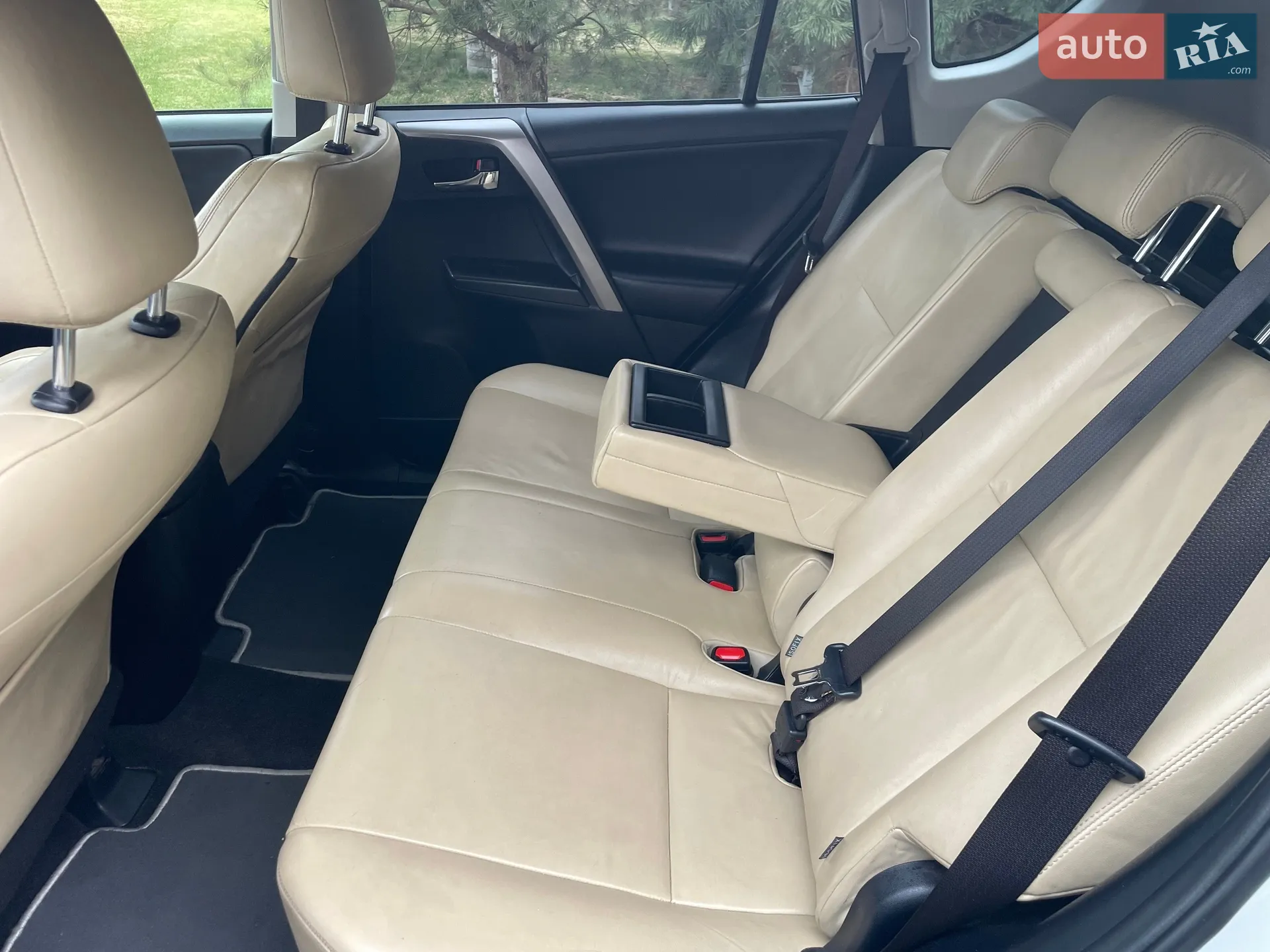 2017 Toyota RAV 4 - мініатюра 5