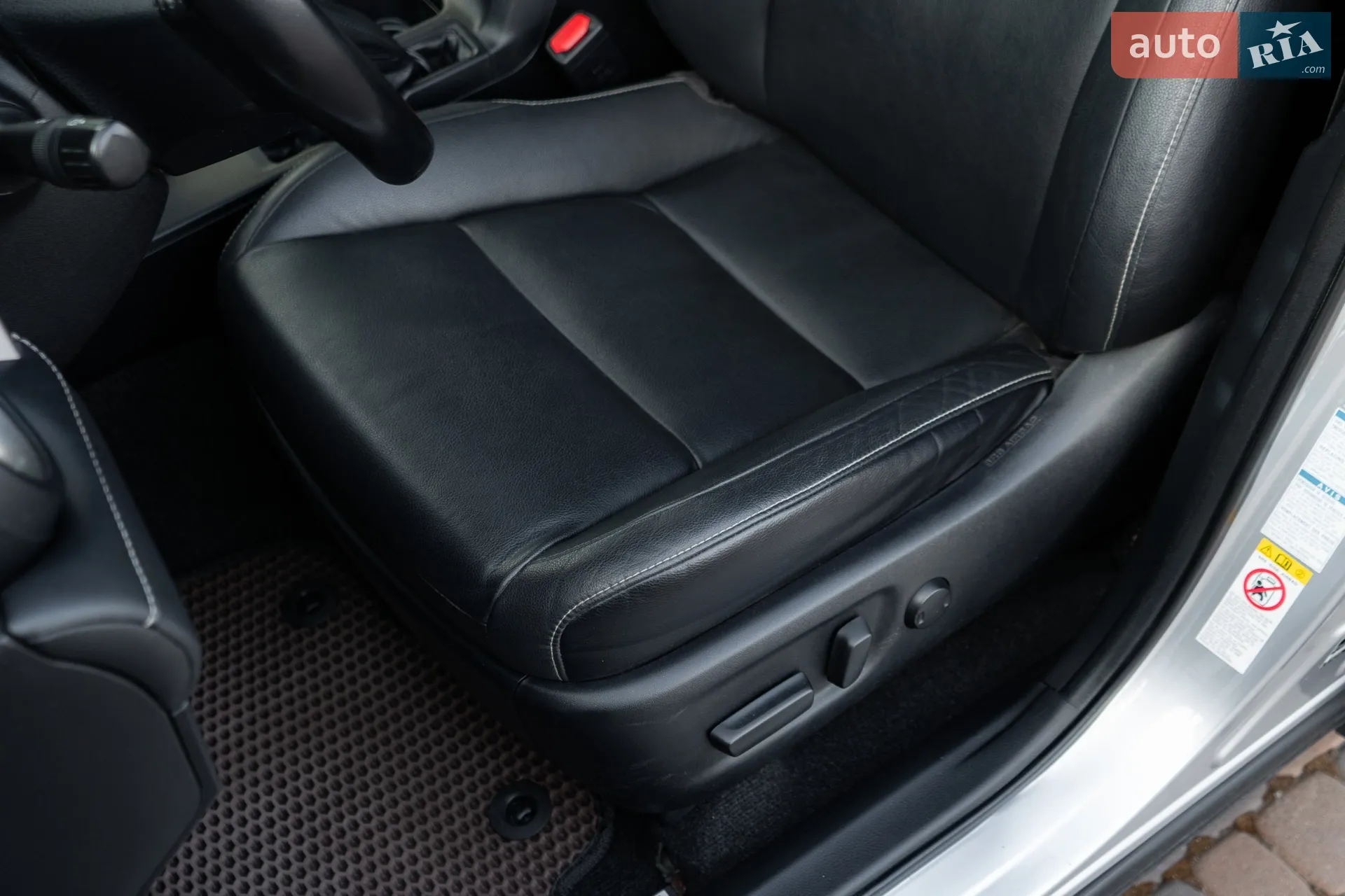 2016 Toyota RAV 4 - мініатюра 44