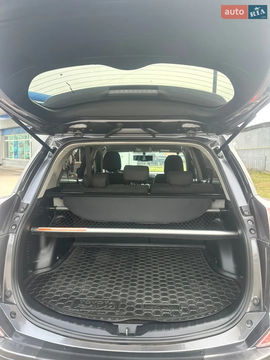 2016 Toyota RAV 4 - мініатюра 8
