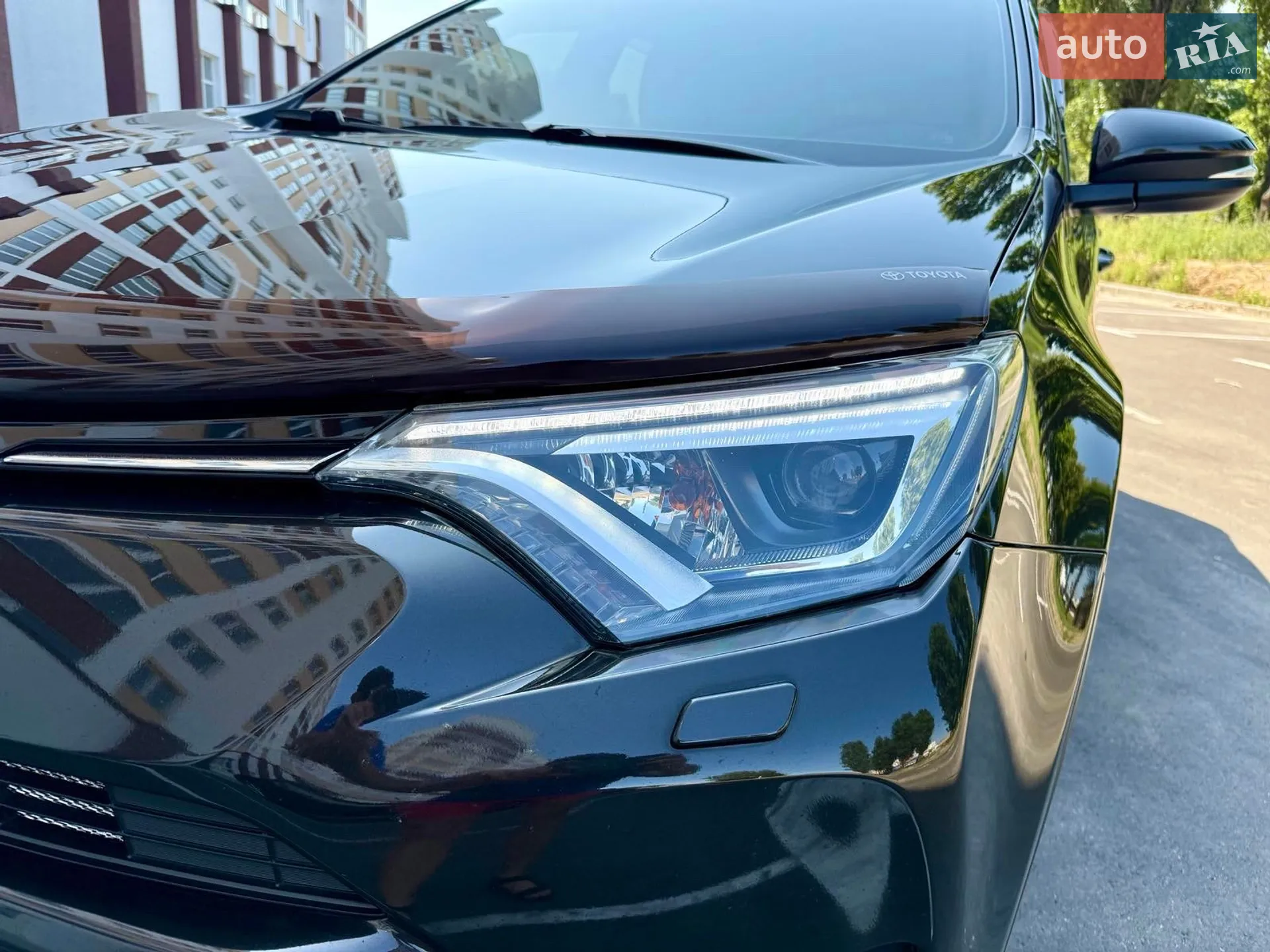 2016 Toyota RAV 4 - мініатюра 6