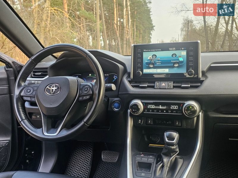 Позашляховик / Кросовер Toyota RAV4 2020 в Києві
