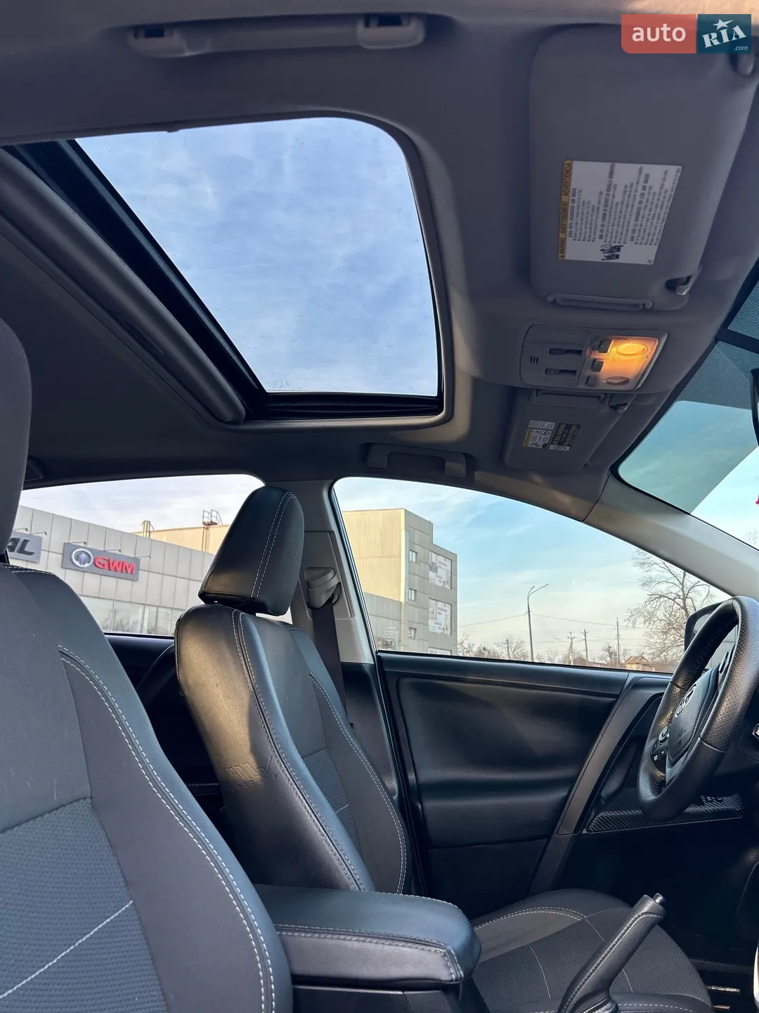 2014 Toyota RAV 4 - мініатюра 29