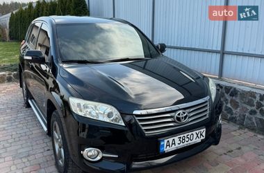 Внедорожник / Кроссовер Toyota RAV4 2012 в Киеве
