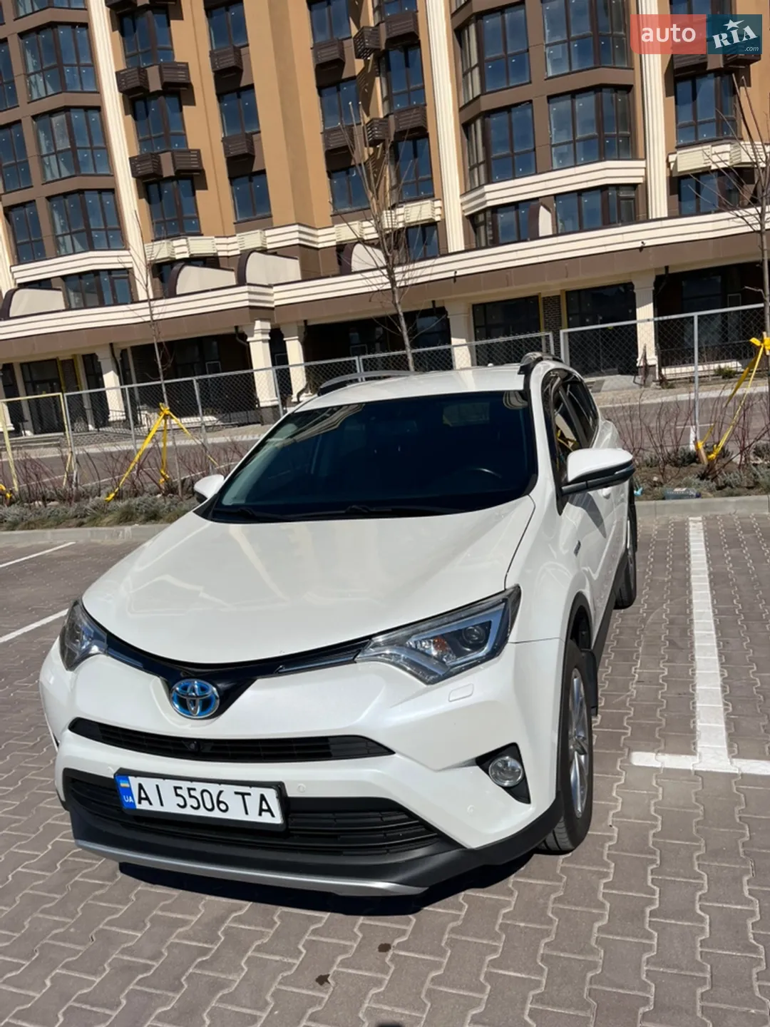 2016 Toyota RAV 4 - мініатюра 4