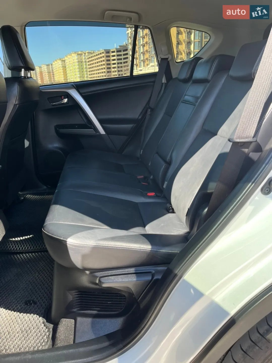 2016 Toyota RAV 4 - мініатюра 29