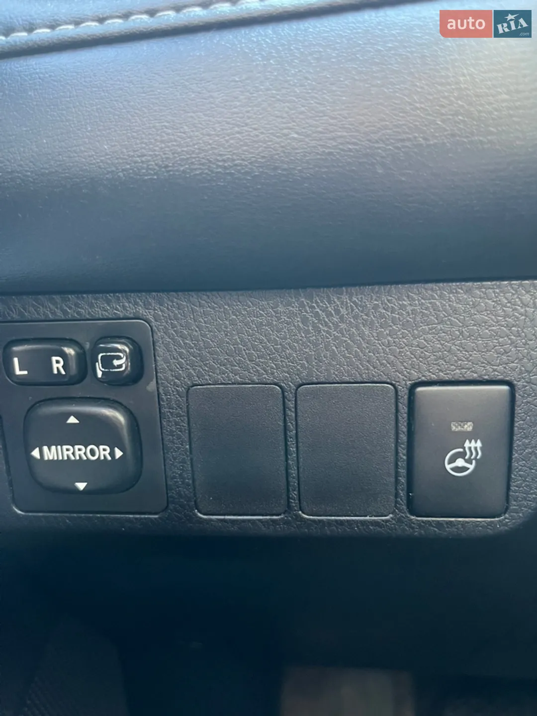 2016 Toyota RAV 4 - мініатюра 39