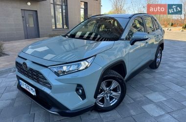 Внедорожник / Кроссовер Toyota RAV4 2022 в Киеве