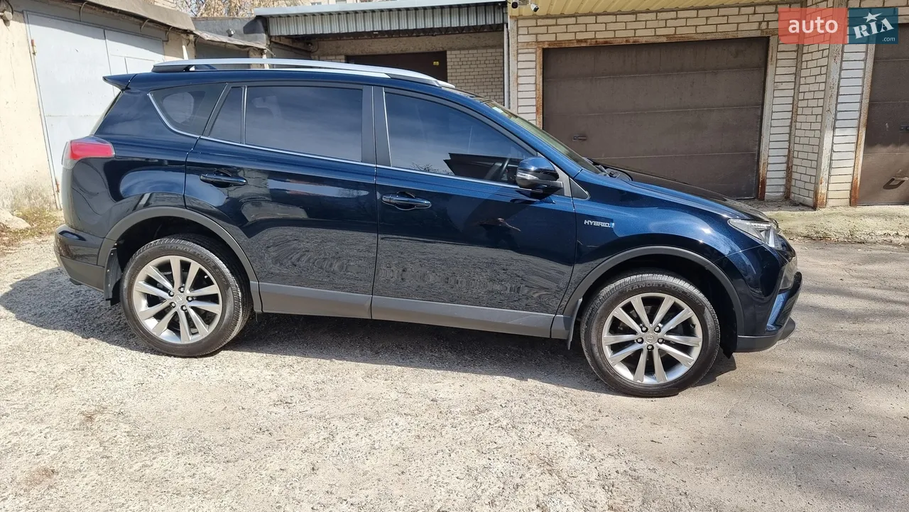 2016 Toyota RAV 4 - мініатюра 16